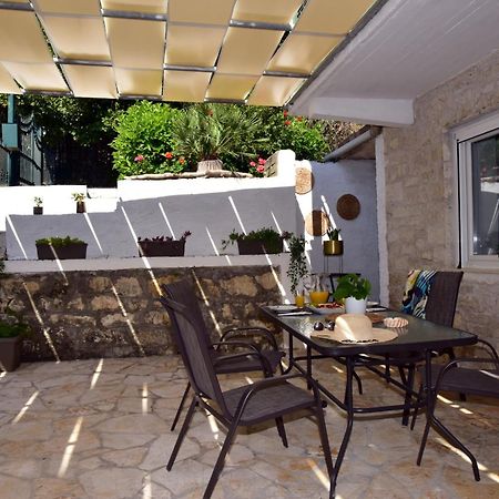 Karmela'S Cottage By Corfuescapes آغيوس يوانيس بيريستريون المظهر الخارجي الصورة